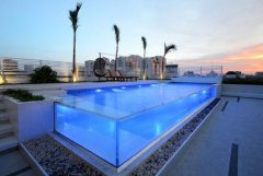 透明泳池為什么要選擇亞克力材質(zhì)來制作？