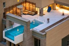 透明亞克力游泳池與亞克力游泳池有哪些不同？