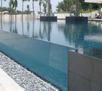 瑞地格樂(lè)：亞克力游泳池的特點(diǎn)